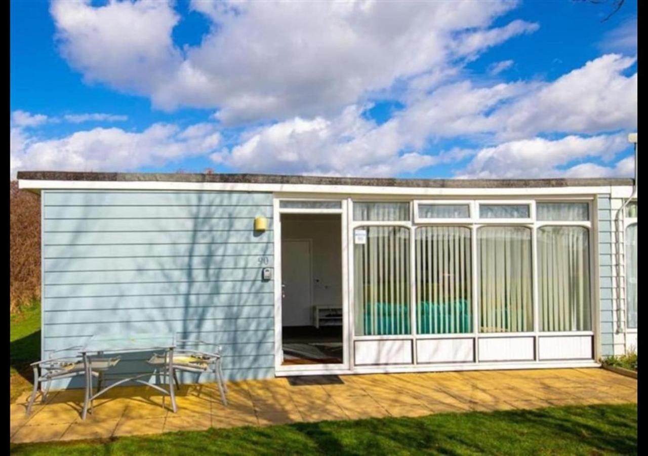 K90 - Chalet - Parkdean Resorts, Camber Sands エクステリア 写真