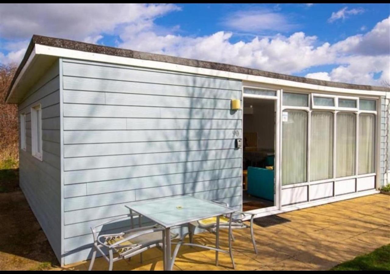 K90 - Chalet - Parkdean Resorts, Camber Sands エクステリア 写真